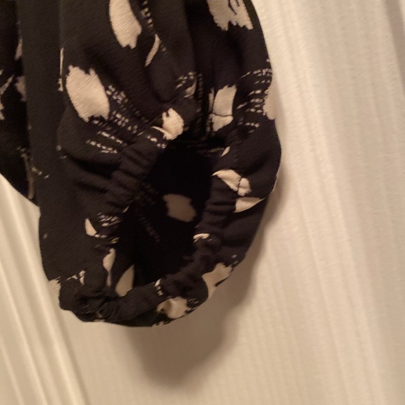 Lush Black and Ivory Sheer Button Down Blouse…size S - Picture 3 of 5